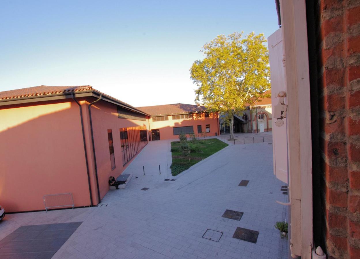 Hostel les Cordées Liées Albi Esterno foto