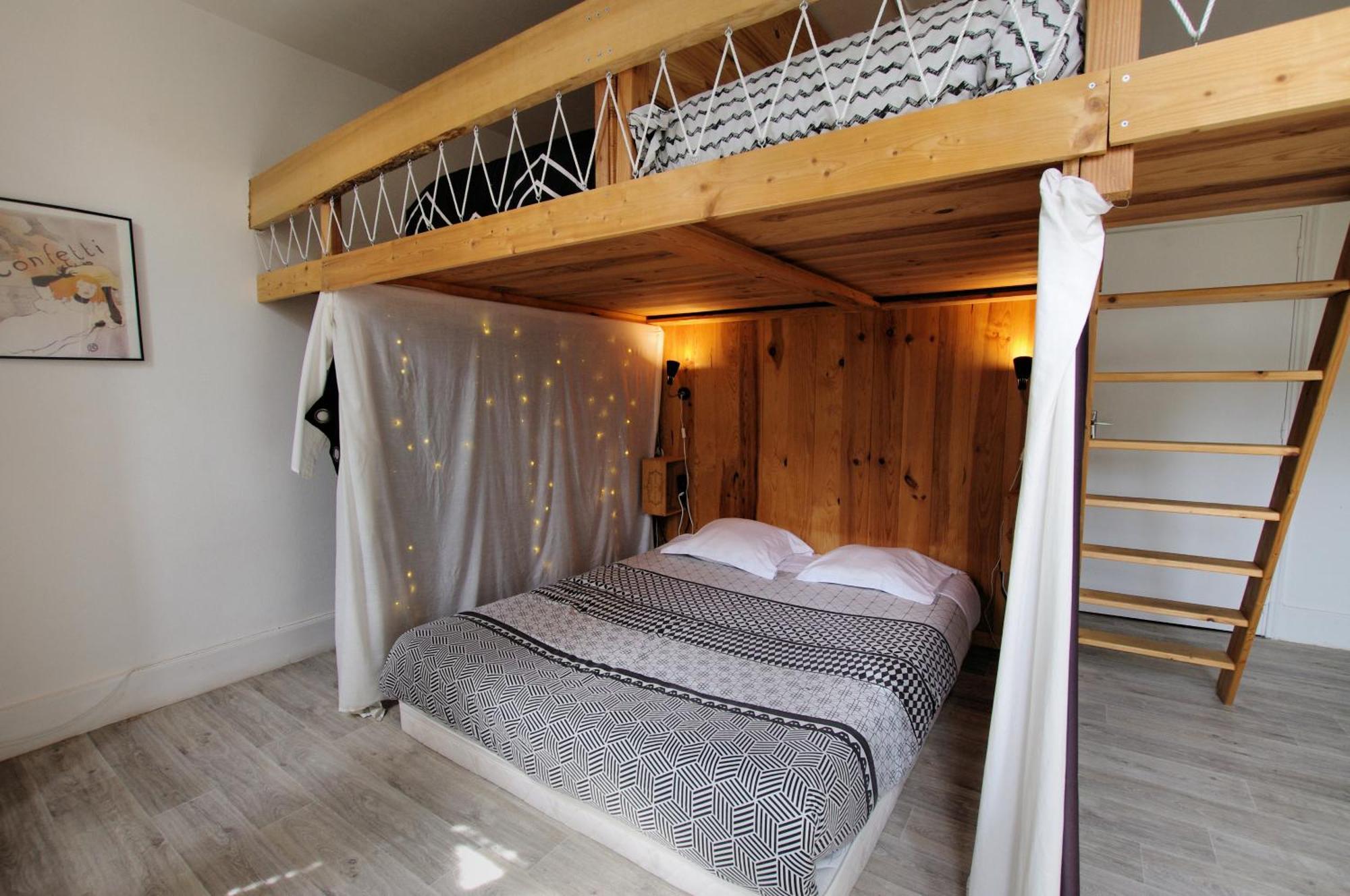 Hostel les Cordées Liées Albi Esterno foto