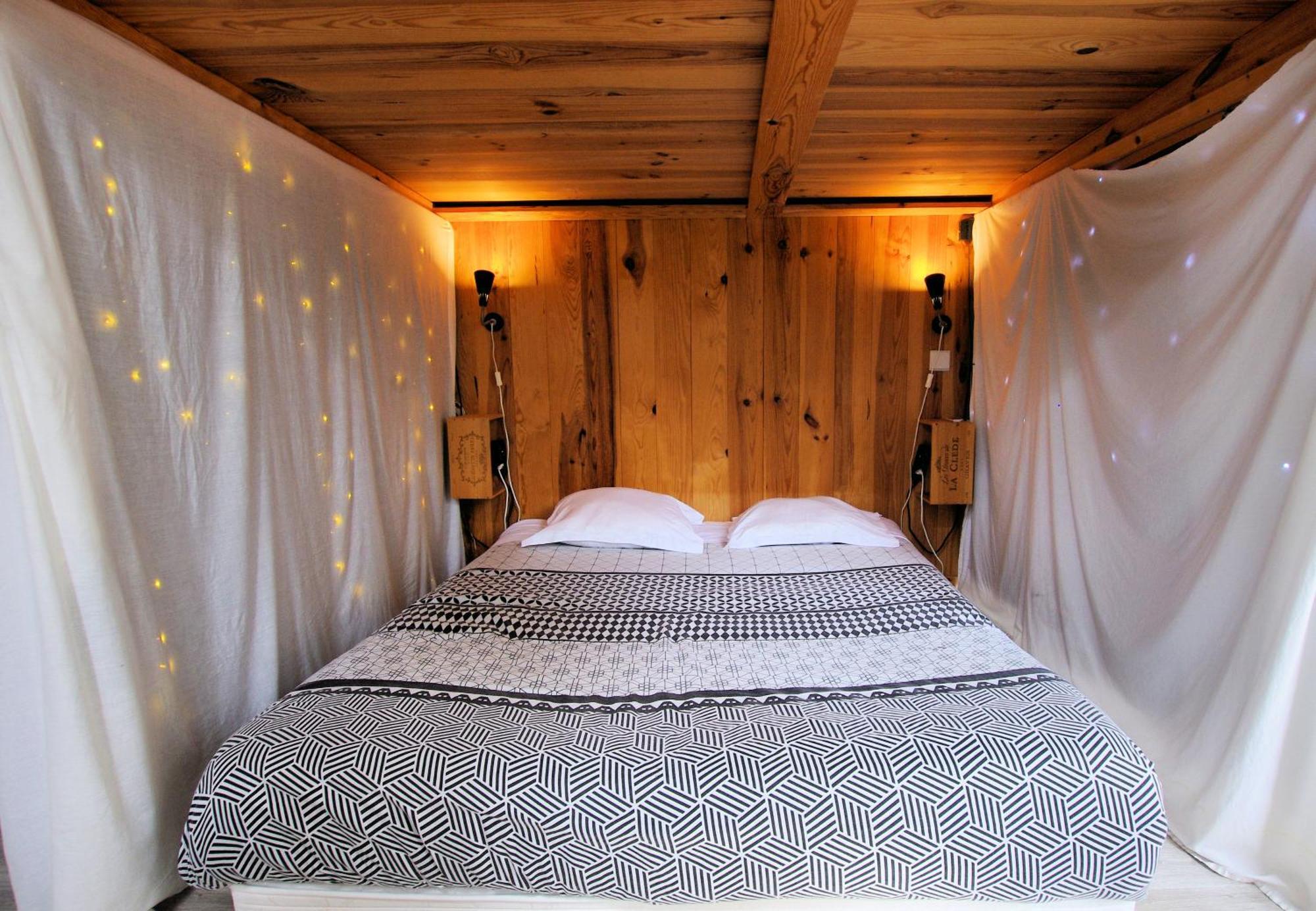 Hostel les Cordées Liées Albi Esterno foto