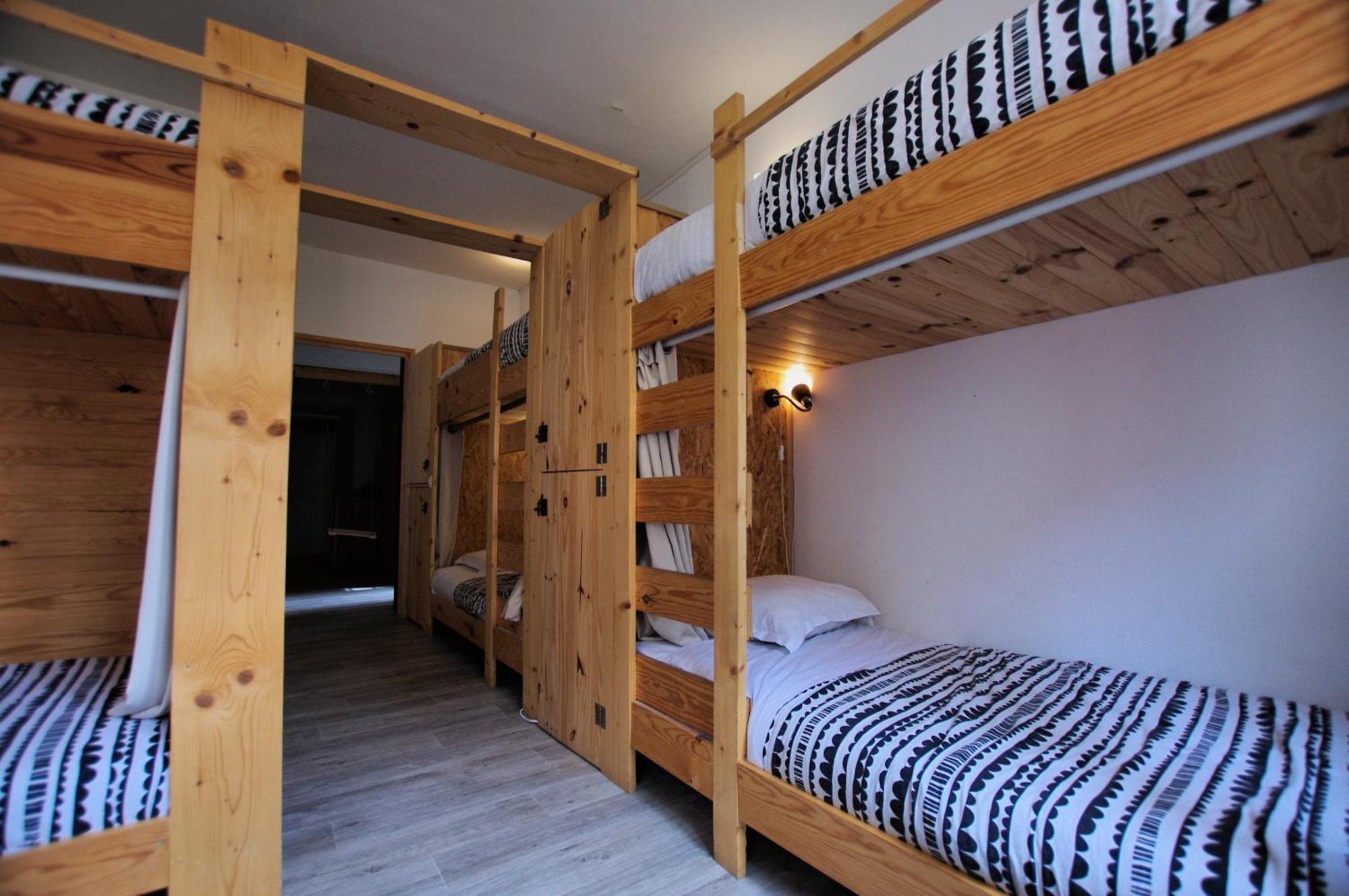 Hostel les Cordées Liées Albi Esterno foto